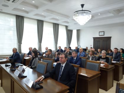 В Адыгее определили задачи в области здравоохранения и образования