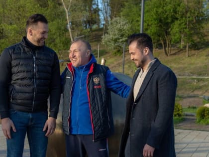 Мурат Кумпилов встретился с авторами программы «Повара на колёсах»