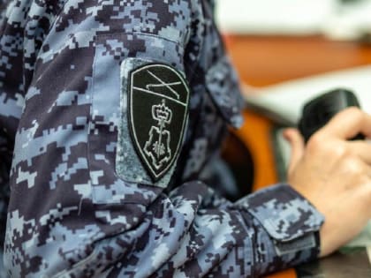 Росгвардейцы помогли пожилой майкопчанке вернуться домой