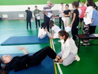 В городе проходит осенний фестиваль ГТО среди всех категорий граждан.