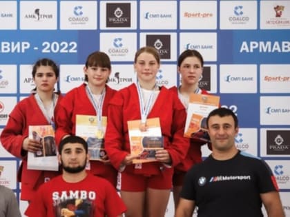 Кубанские спортсмены завоевали 13 медалей на всероссийских соревнованиях по самбо