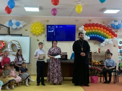 В детском приюте «Очаг» в поселке Каменномостском отметили 20 лет со дня создания