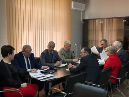 Глава муниципального образования "Гиагинский район" А. Н. Таранухин провёл еженедельное планерное совещание.