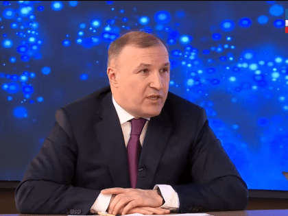 Глава Адыгеи во время прямой линии ответил почти на 60 вопросов жителей