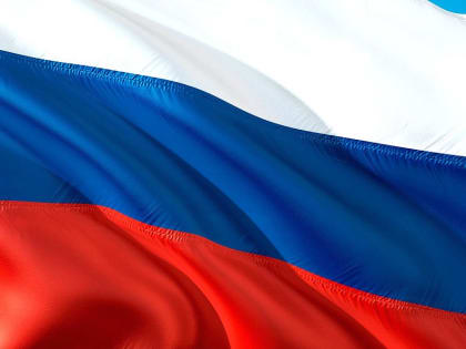 Мурат Кумпилов поздравил жителей Адыгеи с Днем Конституции России