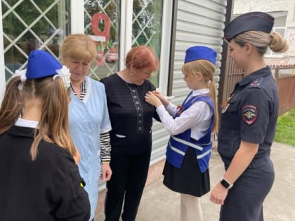 В Адыгее Госавтоинспекторы приняли участие в акции «Георгиевская ленточка»