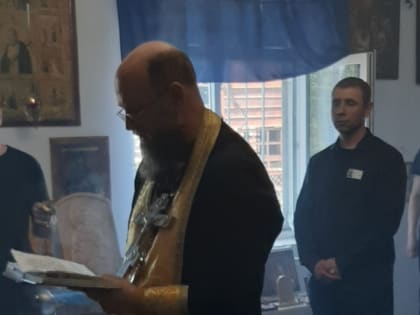 Священнослужитель посетил исправительную колонию строгого режима № 1 п. Тлюстенхабль в православный праздник Святой Троицы