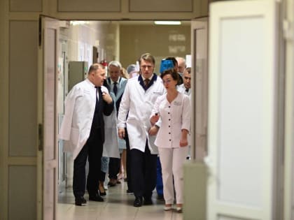 В АРКБ Михаил Мурашко ознакомился с качеством оказания медицинской помощи