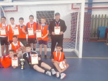 В с. Сергиевское состоялся открытый турнир по мини футболу.