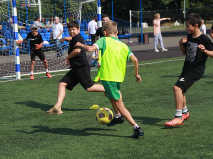 В Майкопе проходит муниципальный этап V Всероссийского фестиваля детского дворового футбола