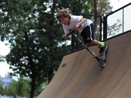 Мэр Майкопа поздравил спортсменов и любителей спорта с Днем физкультурника