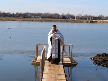 Сегодня в Гиагинском районе прошли мероприятия, посвящённые дню Крещения Господня.