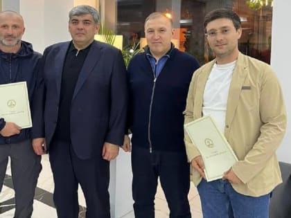 Глава Адыгеи рассказал о встрече в Сухуме с лидерами двух организаций