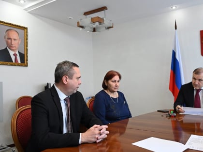 Глава Адыгеи провёл личный приём граждан в региональной приёмной Президента России