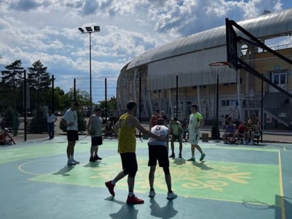 В Майкопе прошёл открытый кубок Республики Адыгея по баскетболу