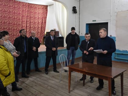 Мурат Кумпилов проверил выполнение поручений по обращениям жителей хутора Чернышев