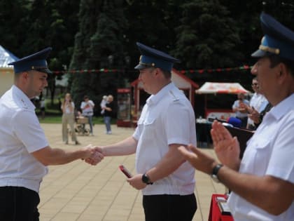 Настоятель Свято-Троицкого кафедрального собора Майкопа посетил церемонию награждения работников УФССП по РА