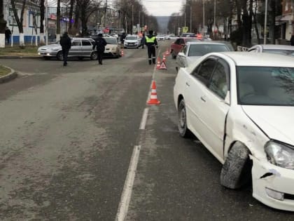 В столице Адыгеи произошла авария с участием 8 автомобилей