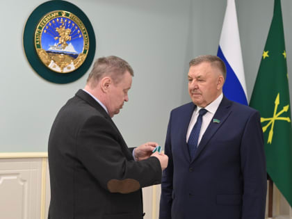 Председатель регионального парламента Владимир Нарожный награжден орденом Дружбы