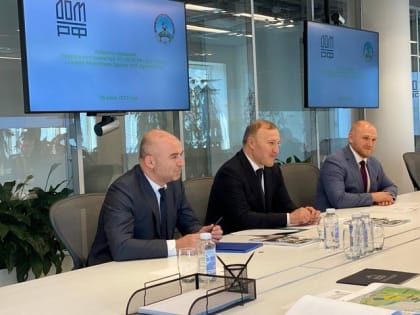 Мурат Кумпилов обсудил с Виталием Мутко реконструкции парка «Мэздах»