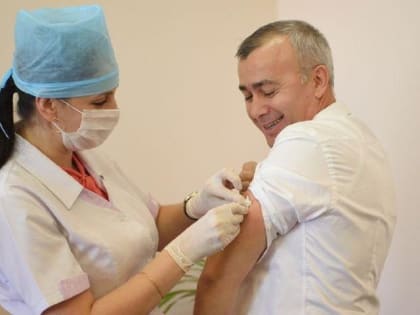 В Адыгее 8 сентября проведут массовую вакцинацию госслужащих от гриппа