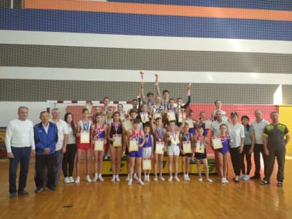 В Адыгее подвели итоги открытого чемпионата и первенства по прыжкам на батуте