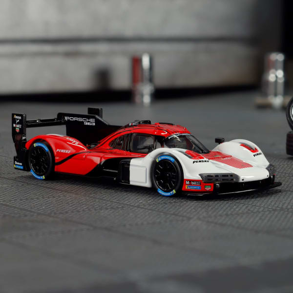 Hot Wheels Elite 64 Porsche 963
