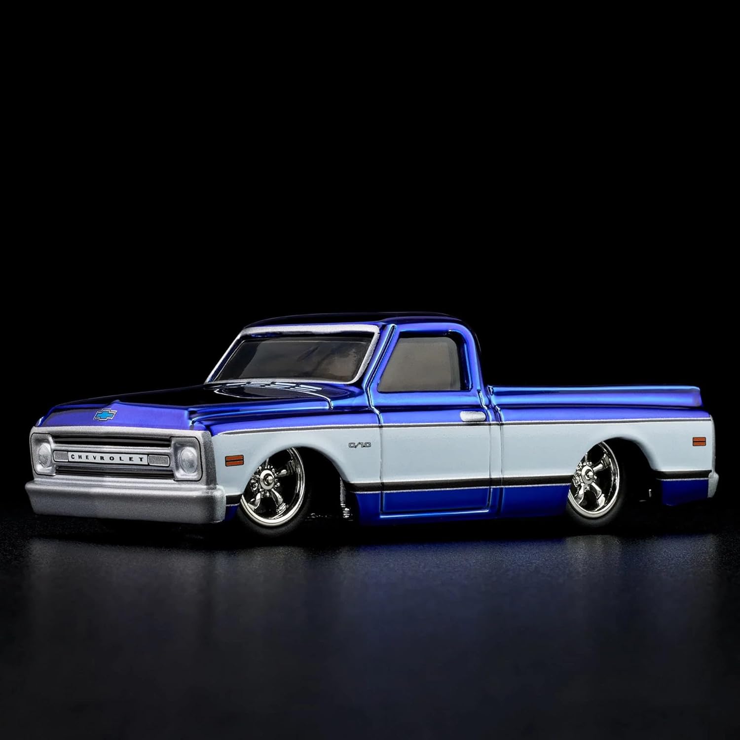 Hot Wheels 1969 Chevy C-10 Azul Marino RLC Exclusivo