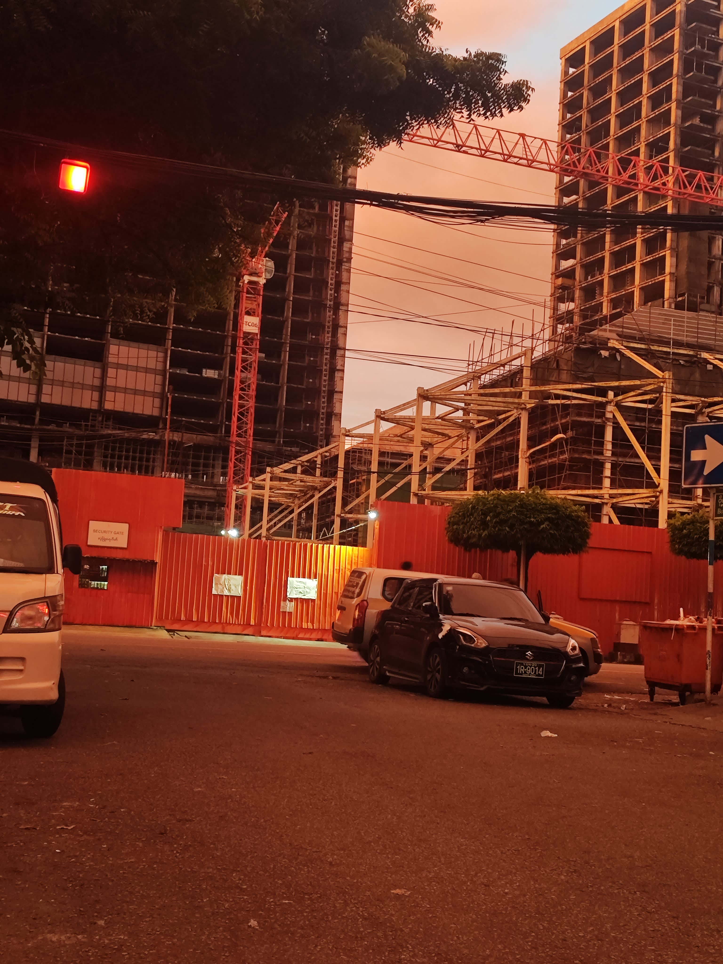 sunset_over_pabedan