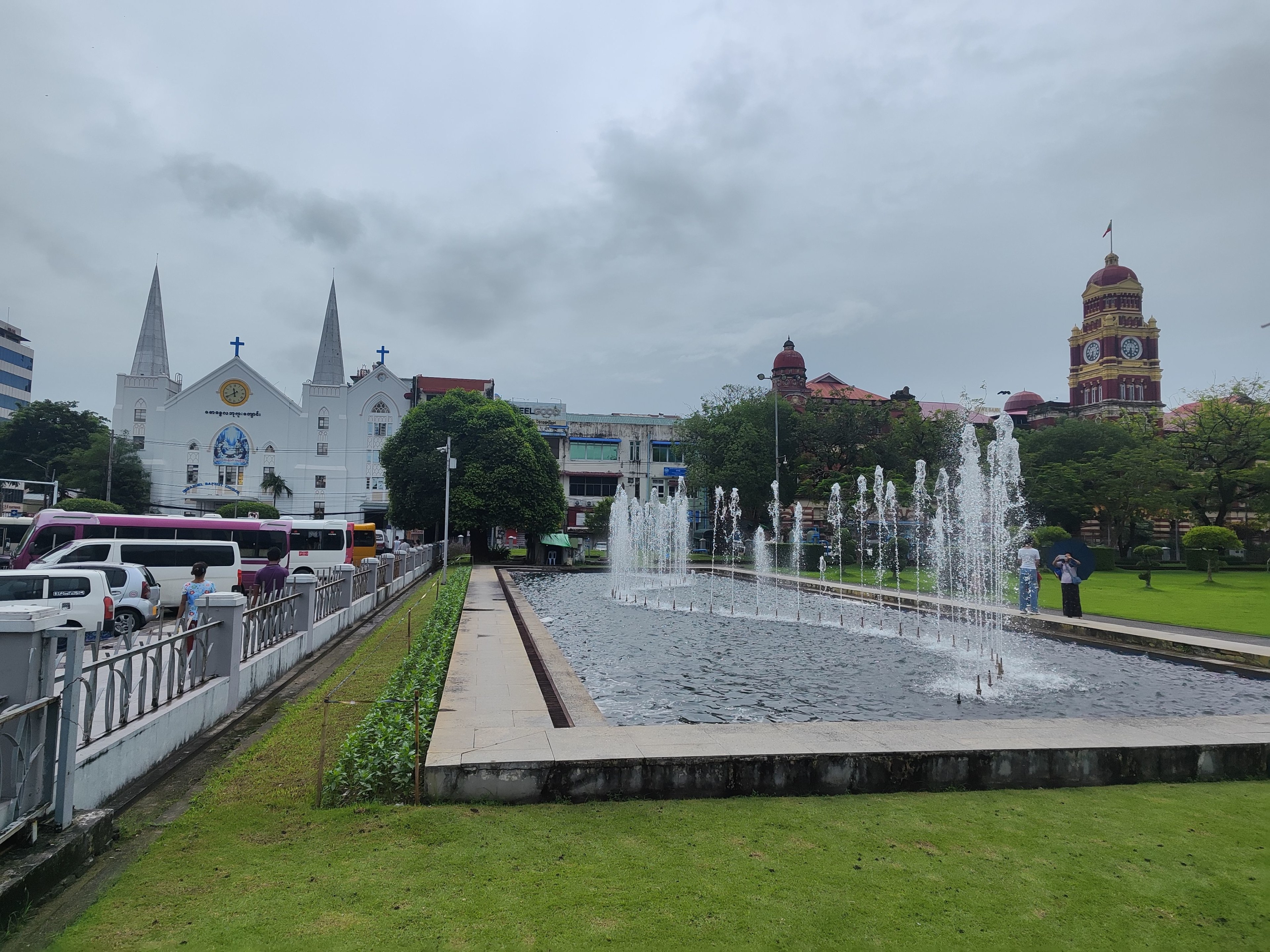 Fountain_beside_the_church