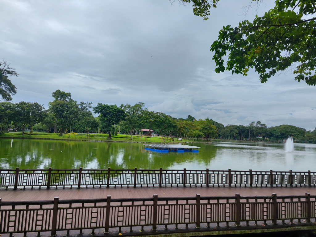 Kandawgyi Lake from the boardwalk.jpg