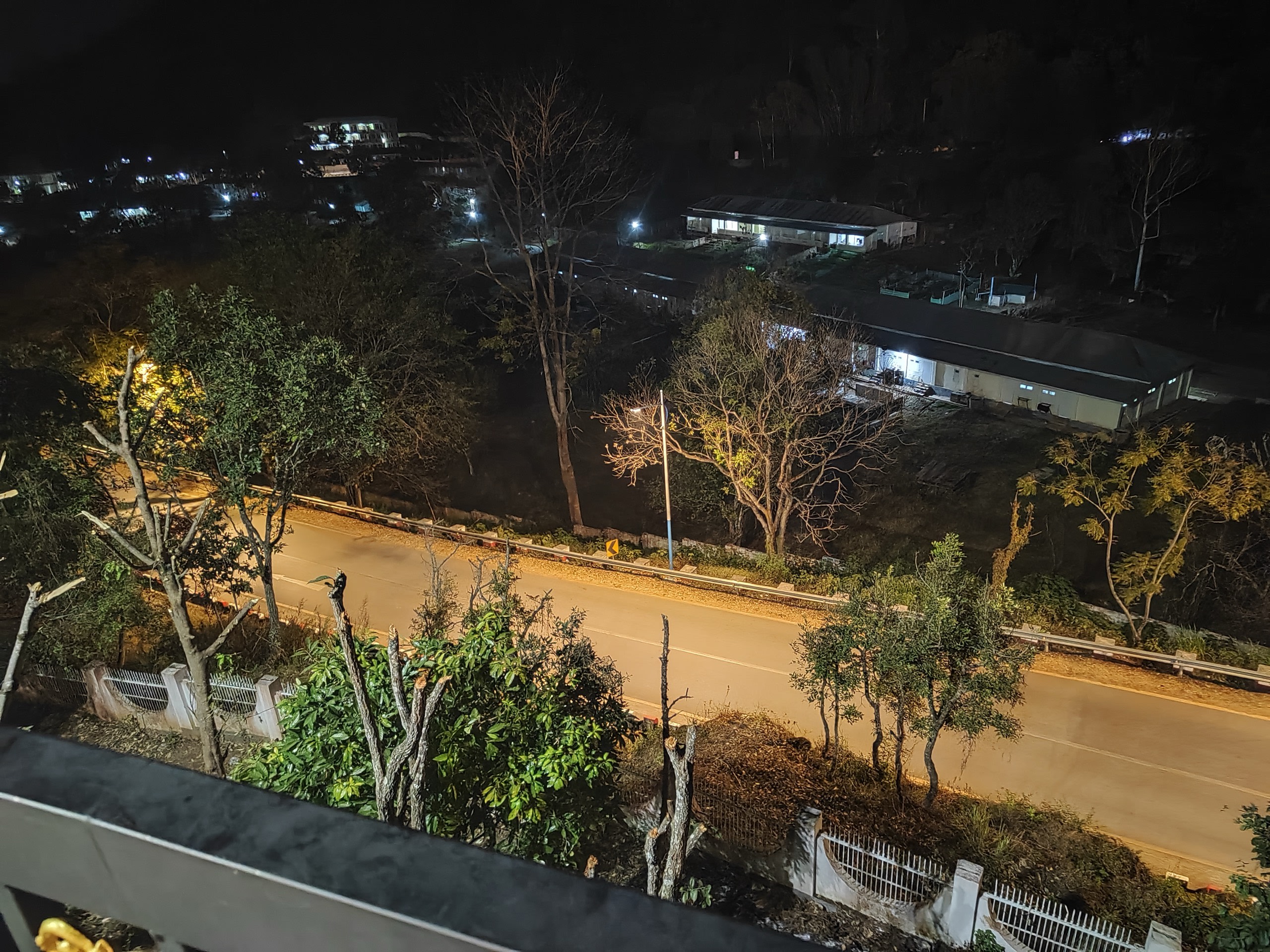 Quiet night road from the balcony at Sulamani Pagoda