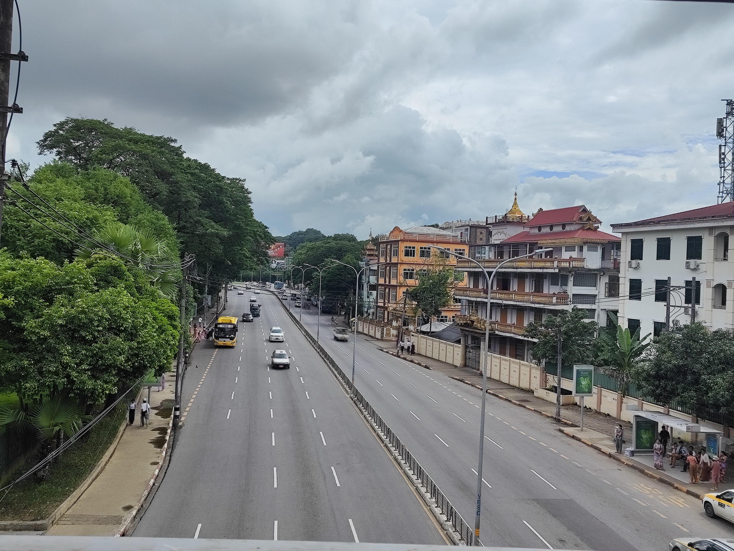 View of Kabar Aye road from overpass