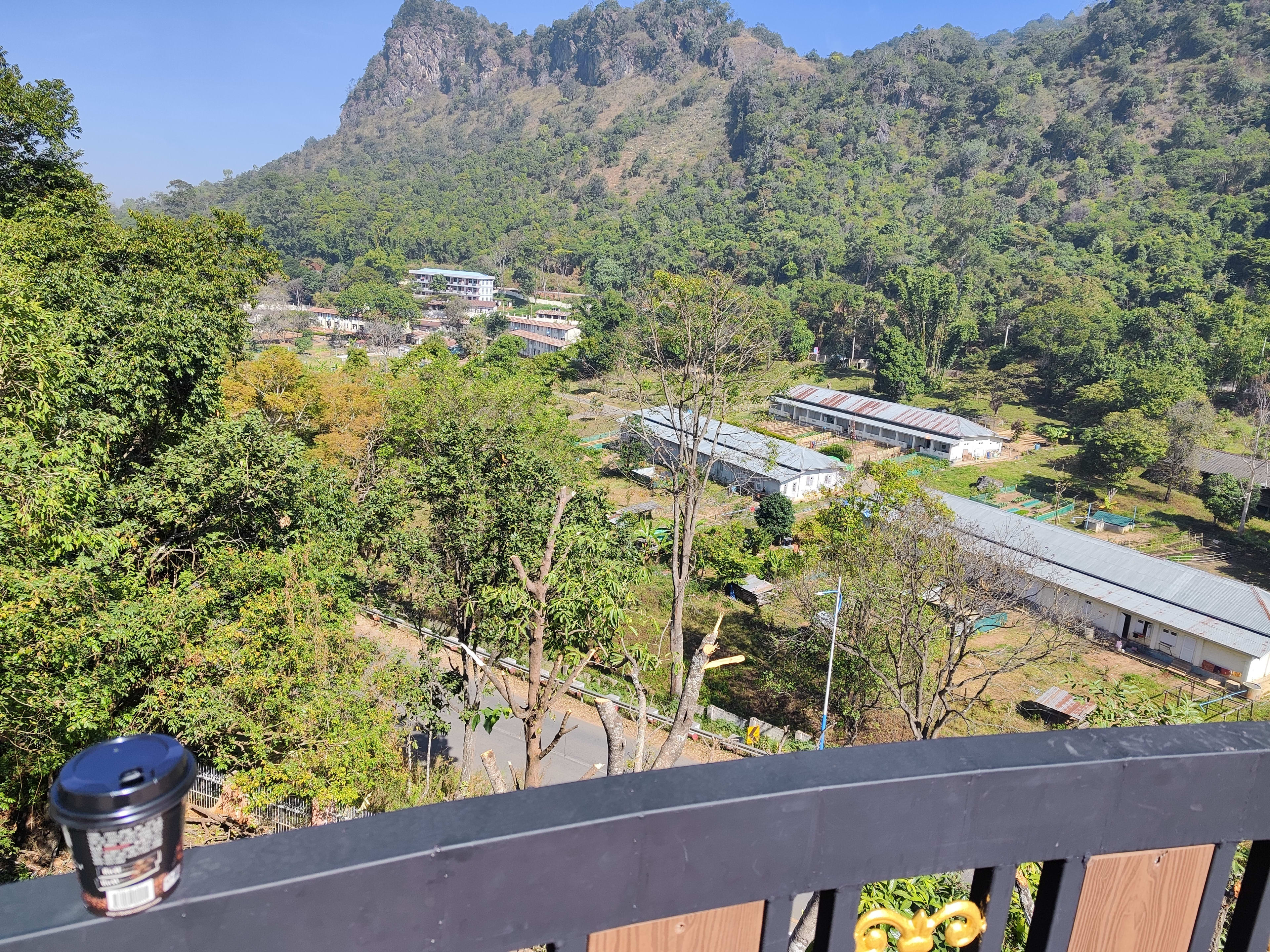 mountain_view_at_sulamuni
