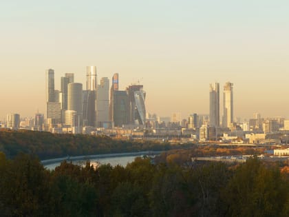 Синоптик назвал самый тёплый день в Москве на этой неделе