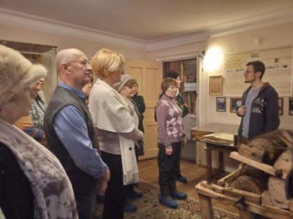 Долголеты из Котельников посетили с экскурсией усадьбу Фряново