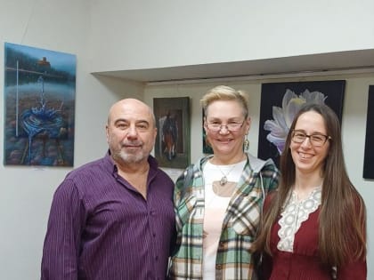 На открытии коллективной Новогодней выставки 