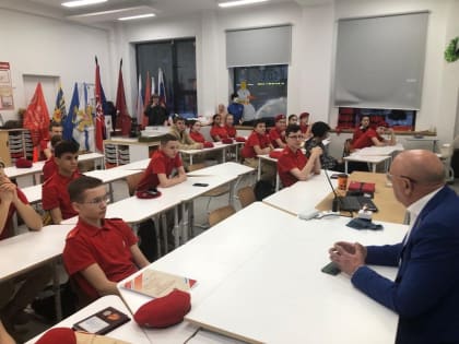 Тематический урок прошел у кадетов отряда «Кречет»