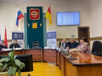 Председатель Общественной палаты БГО А.Д. Щербаков принял участие в круглом столе по подведению итогов работы Управляющих компаний