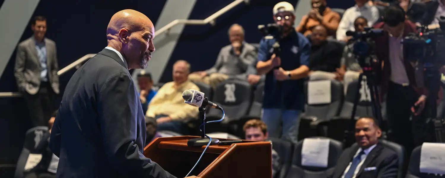 Rice welcomes Rob Lanier as new head coach of men’s basketball