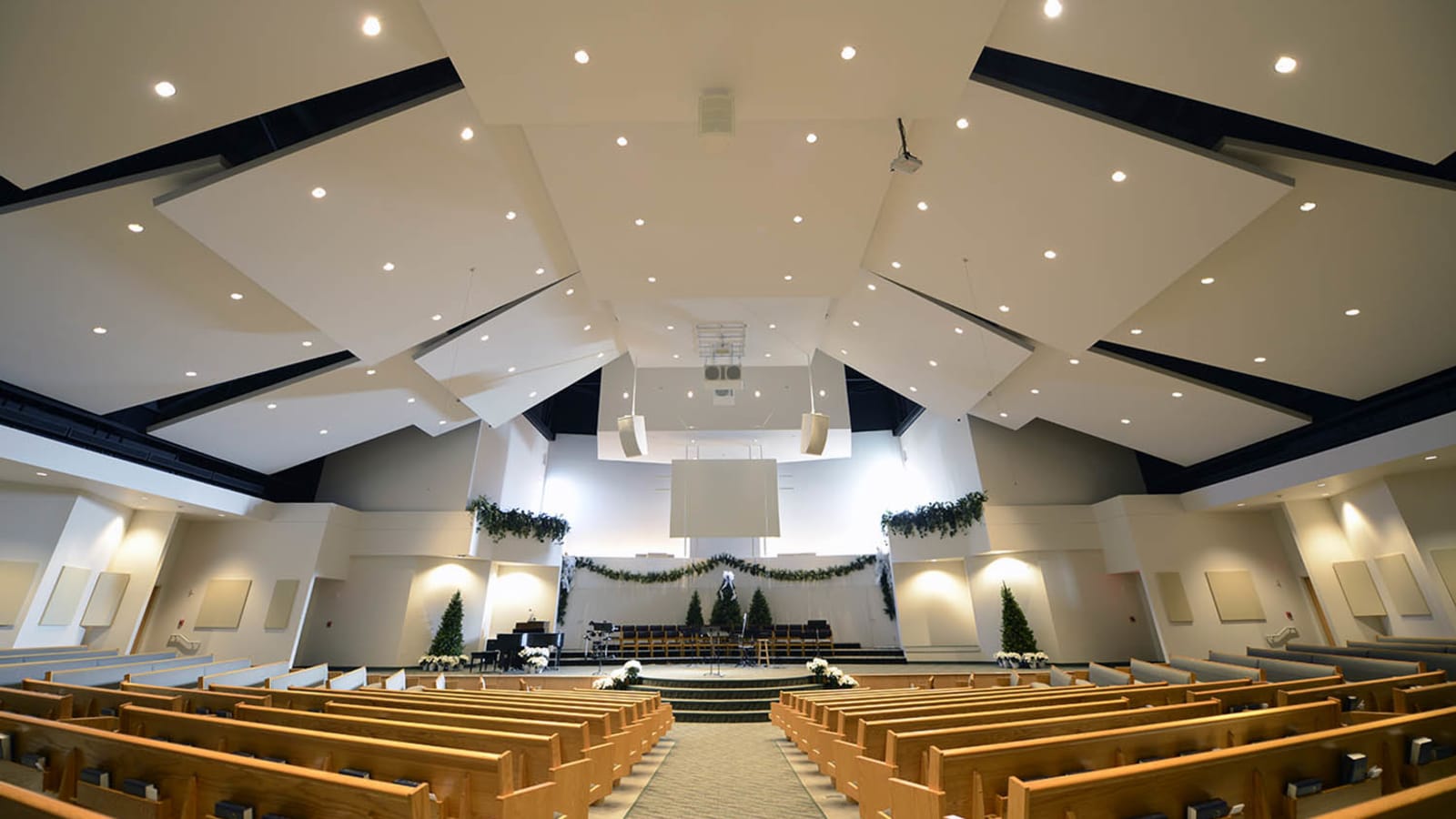 CrossRoad Baptist Church Installs Amplifiers from Ashly Audio