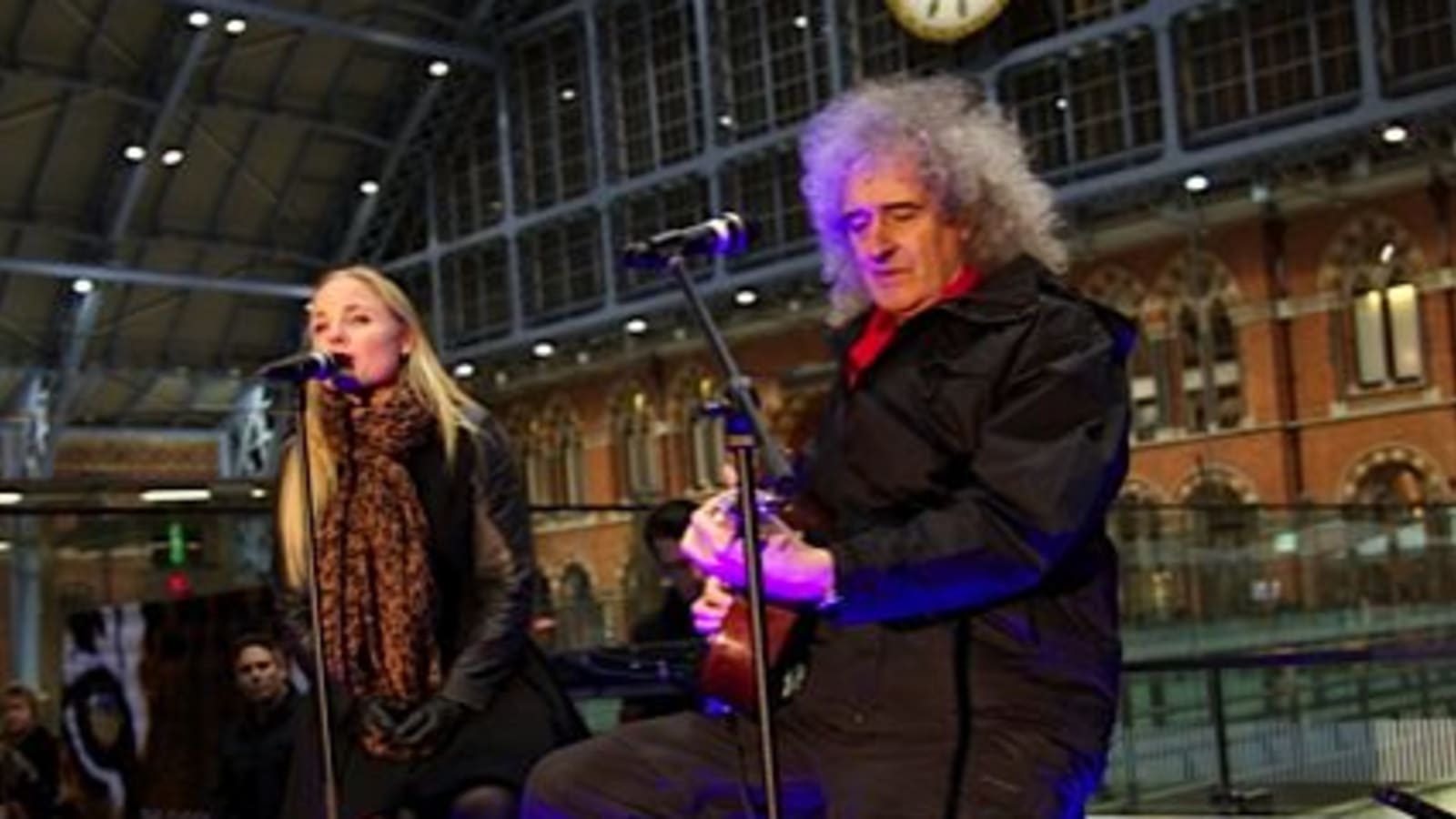 Queen Guitarist Brian May Performs at London Train Station with Chauvet Lighting