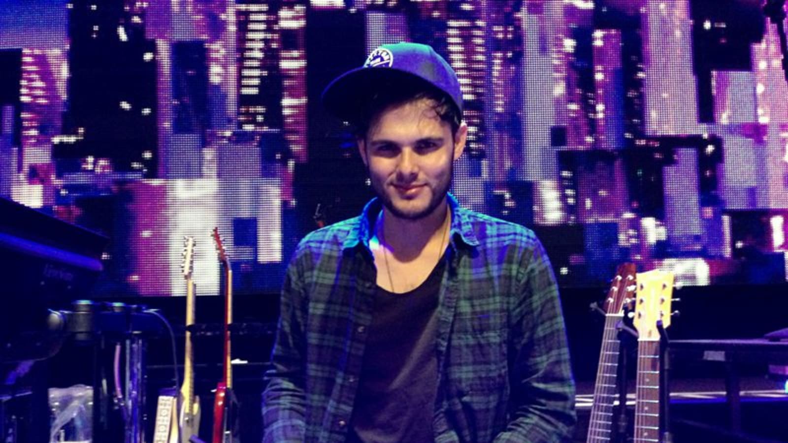 American Idol Guitarist Uses Radial's PZ Deluxe