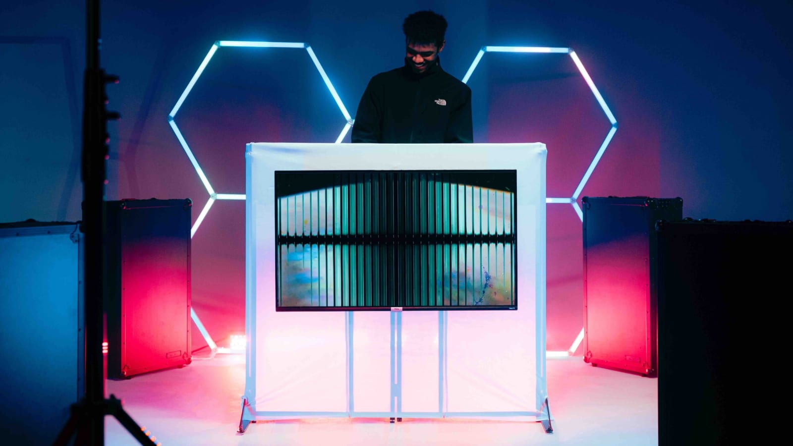 Frameworks’ Latest DJ Facade Transforms into a Screen-Driven Booth Element