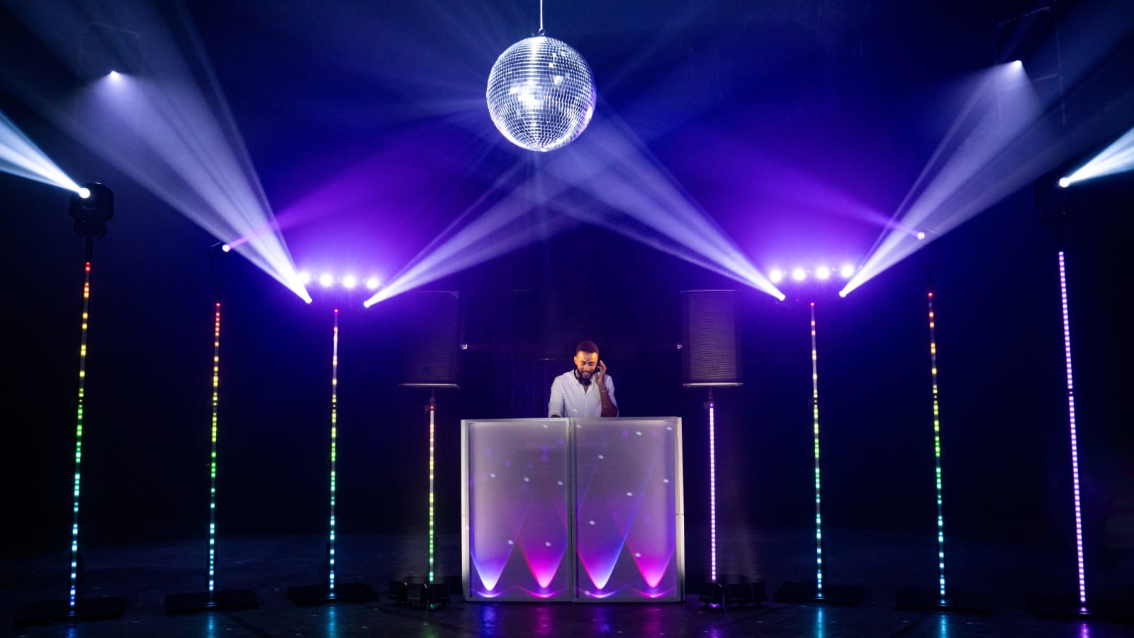 The New Multi-Purpose Stand from CHAUVET DJ, FLEXstand FX ILS Doubles as a Light Show