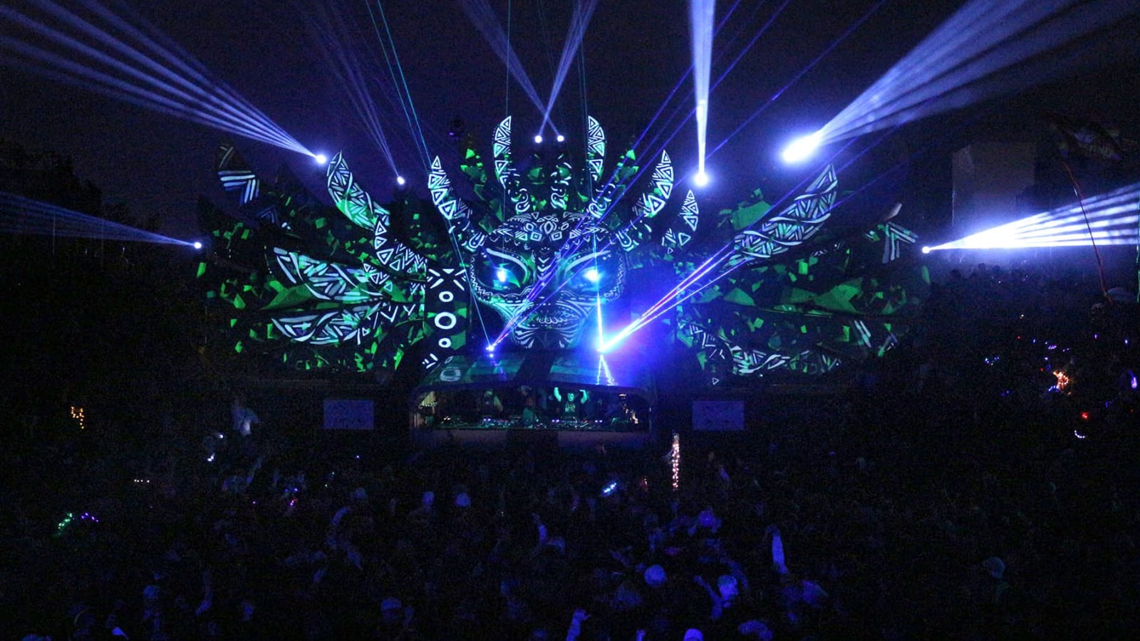 Avolites’ Software Feature Set ‘Synergy’ Takes the Temple to a New Level at Glastonbury