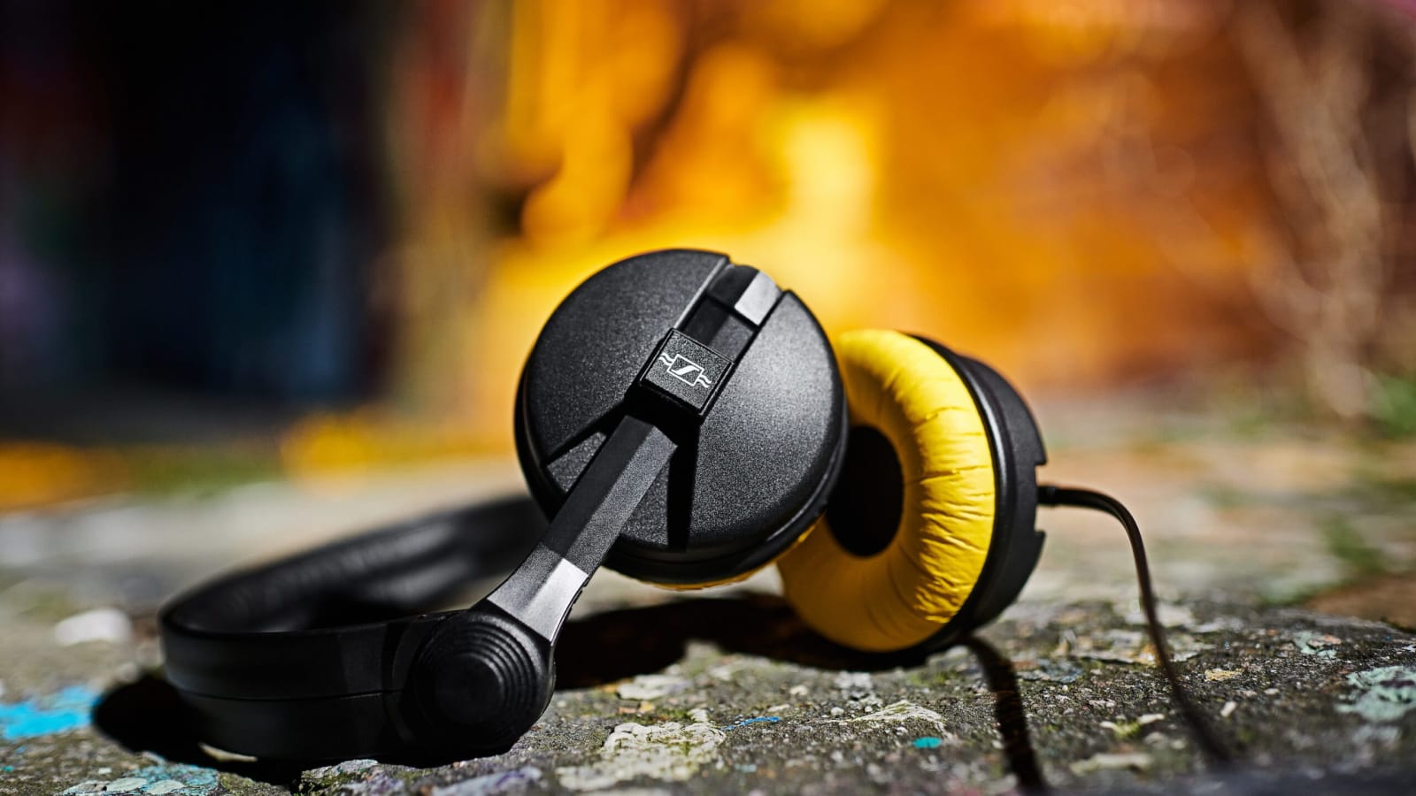 Anniversary Offer on Sennheiser's HD 25