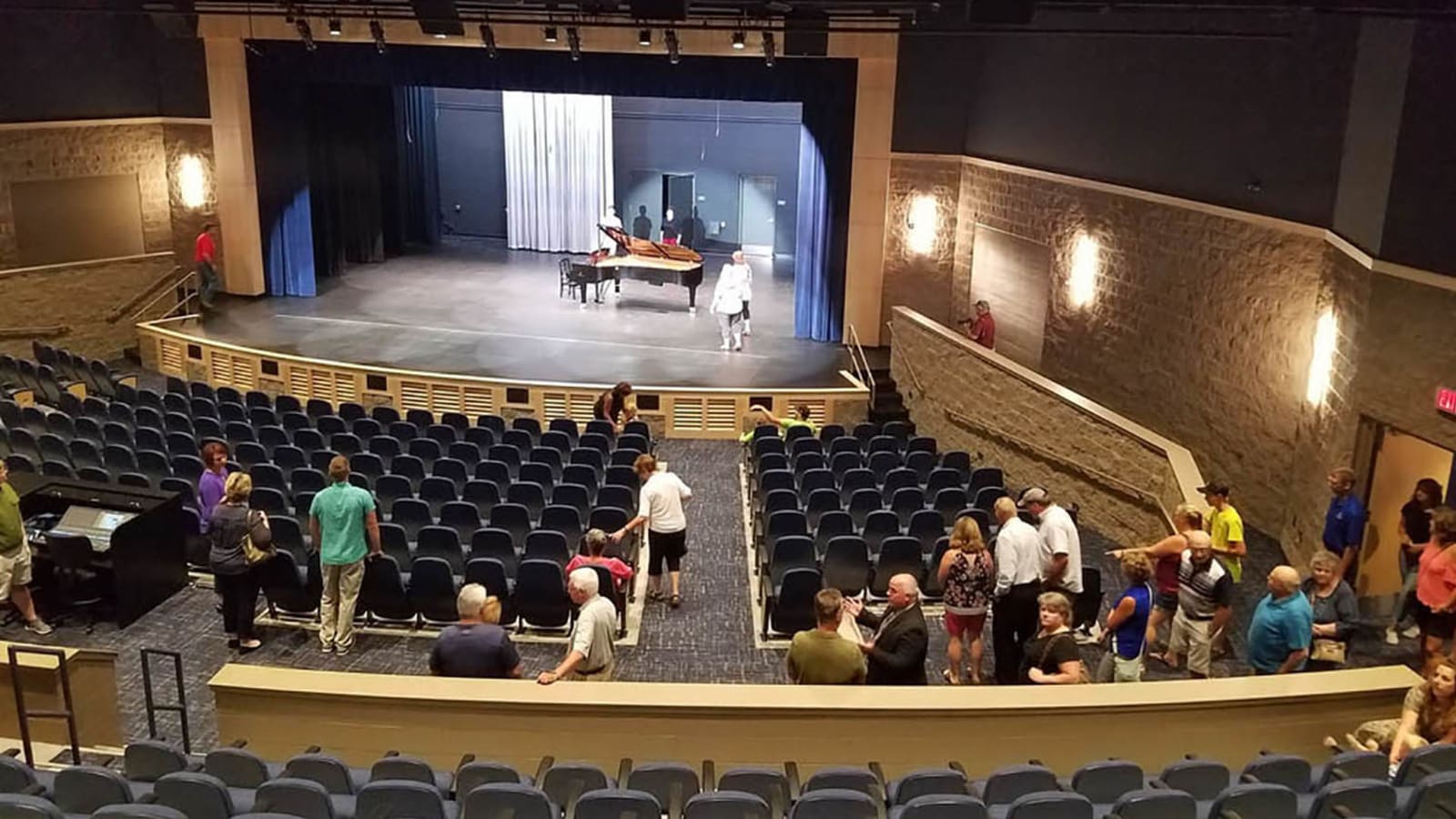 Howards Grove High School Furnishes Auditorium with Danley Fixtures