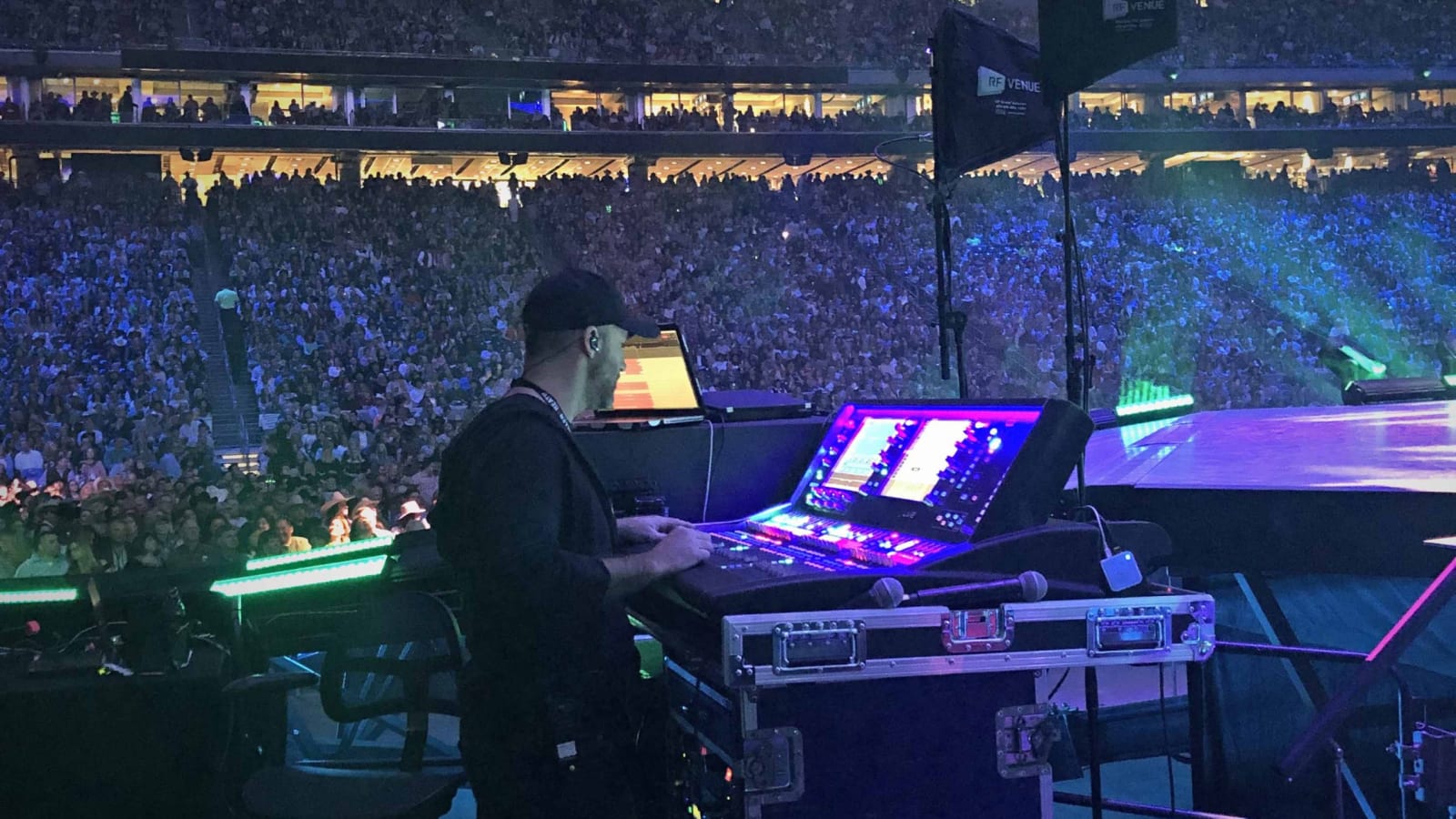 George Strait Sets New NRG Stadium Record with dLive