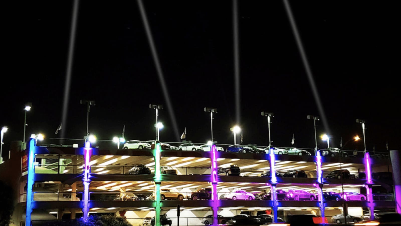 ADJ Lightshow Attracts New Customers for Car Dealership from the Freeway